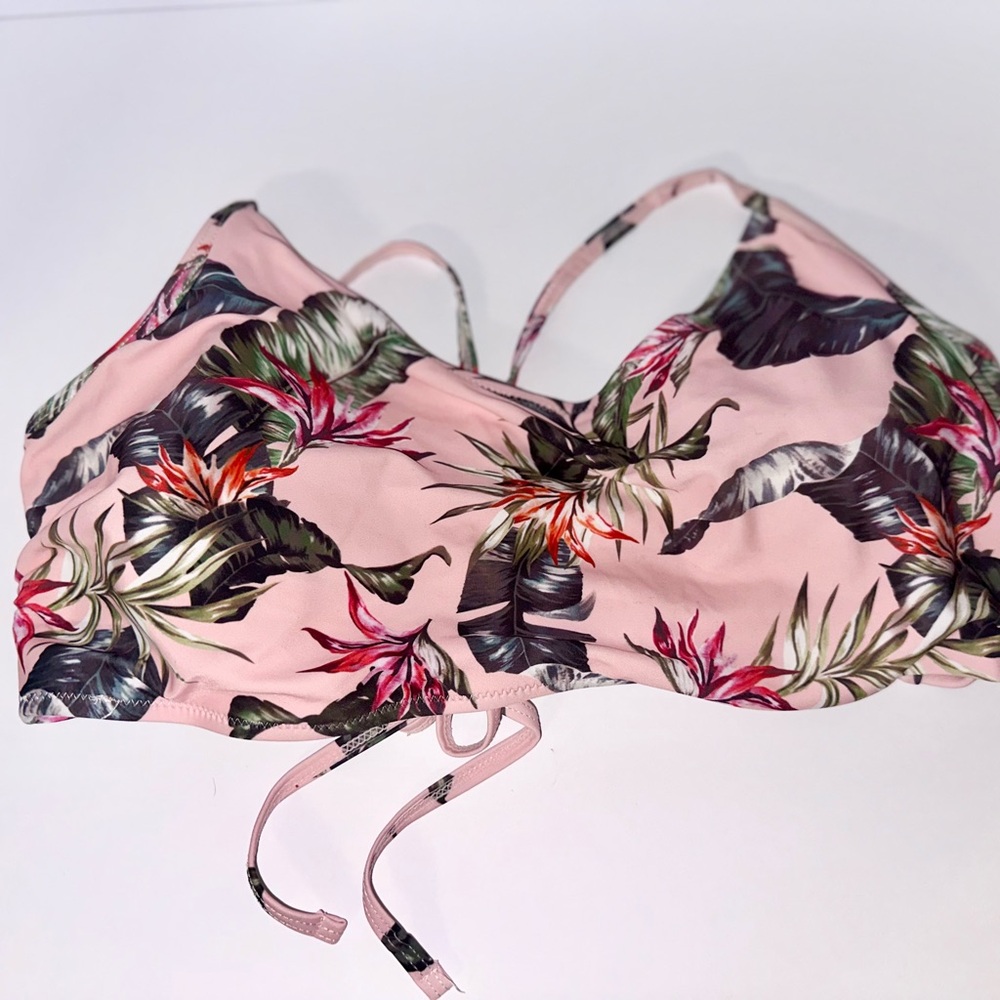 Tropical Print Bikini Top fits like 1X